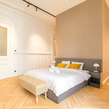 D'exception 6e Appartamento