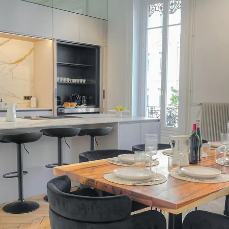 D'exception 6e Apartment *
